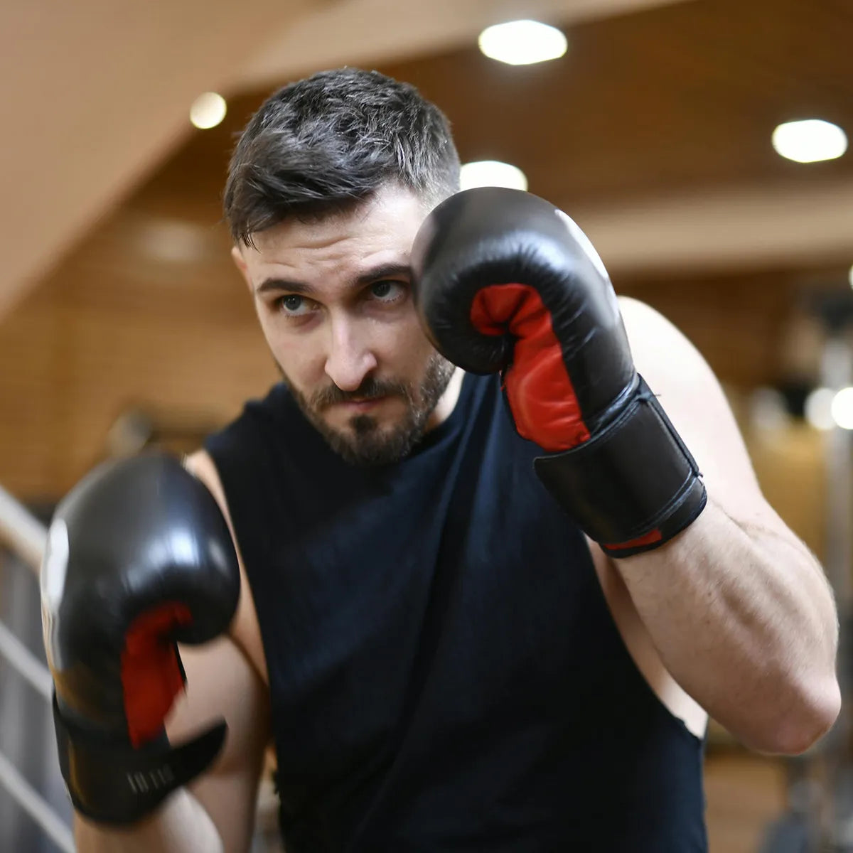 mann mit haarsystem beim sport