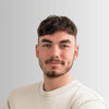 Kunde von divine hairsystems mit haarsystem